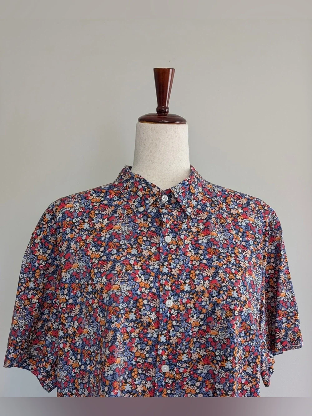 J. Crew Men’s Short Sleeve Cotton Poplin Shirt in Liberty Floral Affair Print XL